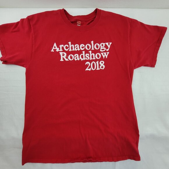Archaeology Roadshow 2018 T-Shirt Mens M Red 2-side graphics Crew Short Sleeve - Picture 1 of 6